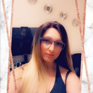 Meet your Posher, Lisa marie